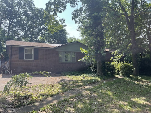 230 Yorktown Rd, Clarksville, TN 37042 - photo 2