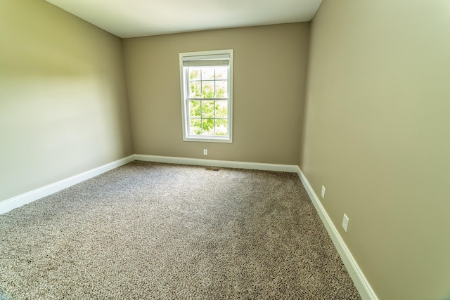2640 Elkmont Dr, Clarksville, TN 37040 - photo 10