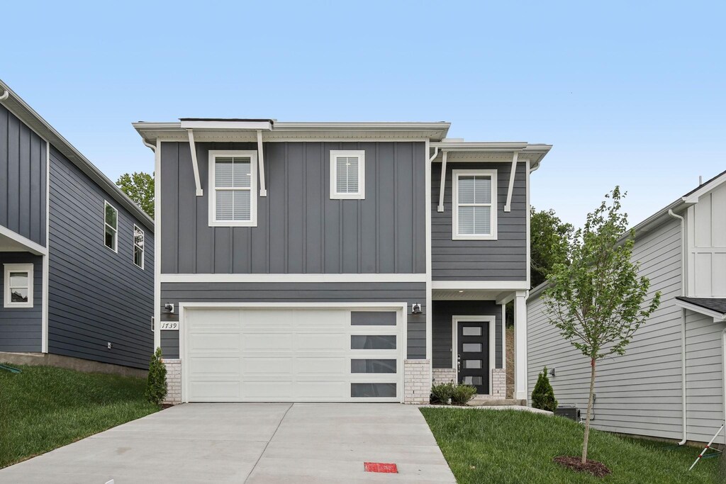1739 Flora Grv, Hermitage, TN 37076 - photo 1