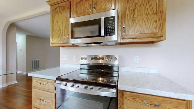1921 Littleton Ct, Columbia, TN 38401 - photo 11
