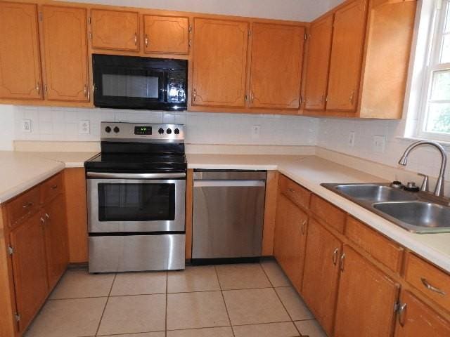 2818 Windemere Dr, Murfreesboro, TN 37128 - photo 3