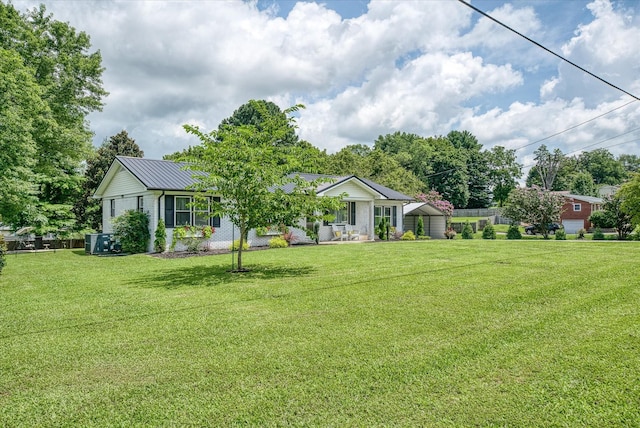 346 Washington St, Sparta, TN 38583 - photo 3