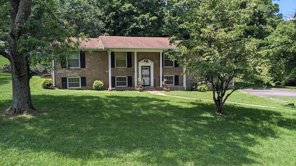 317 Forrest Valley Dr, Nashville, TN 37209 - photo 1