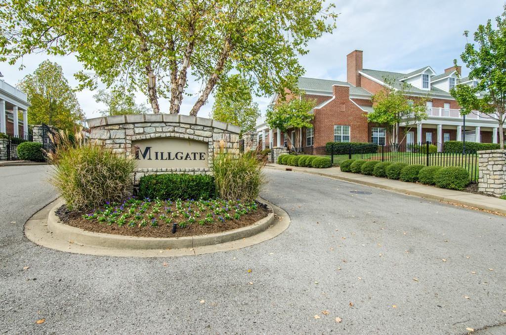 132 Ormesby Pl, Franklin, TN 37064 - photo 2