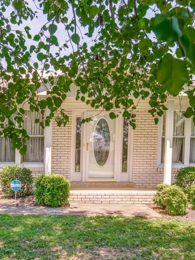 541 Des Moines Dr, Hermitage, TN 37076 - photo 1