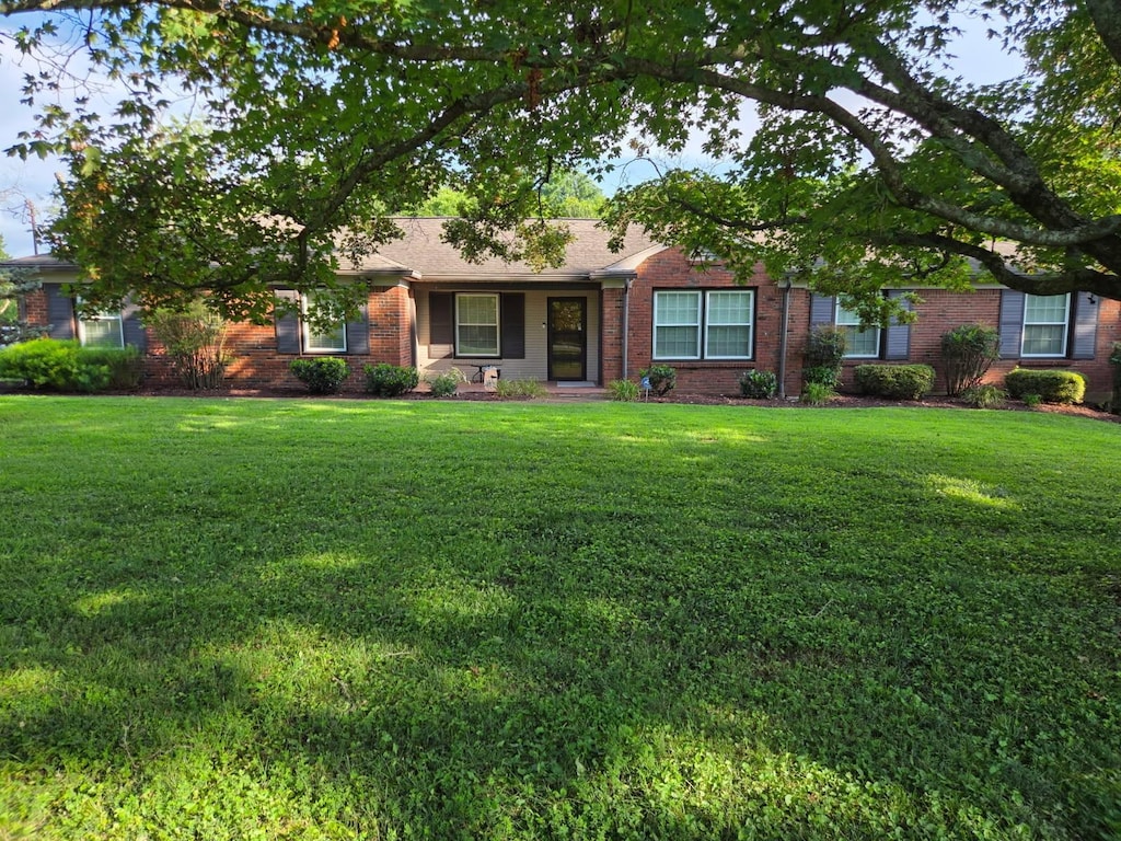 2551 Lakeland Dr, Nashville, TN 37214 - photo 1