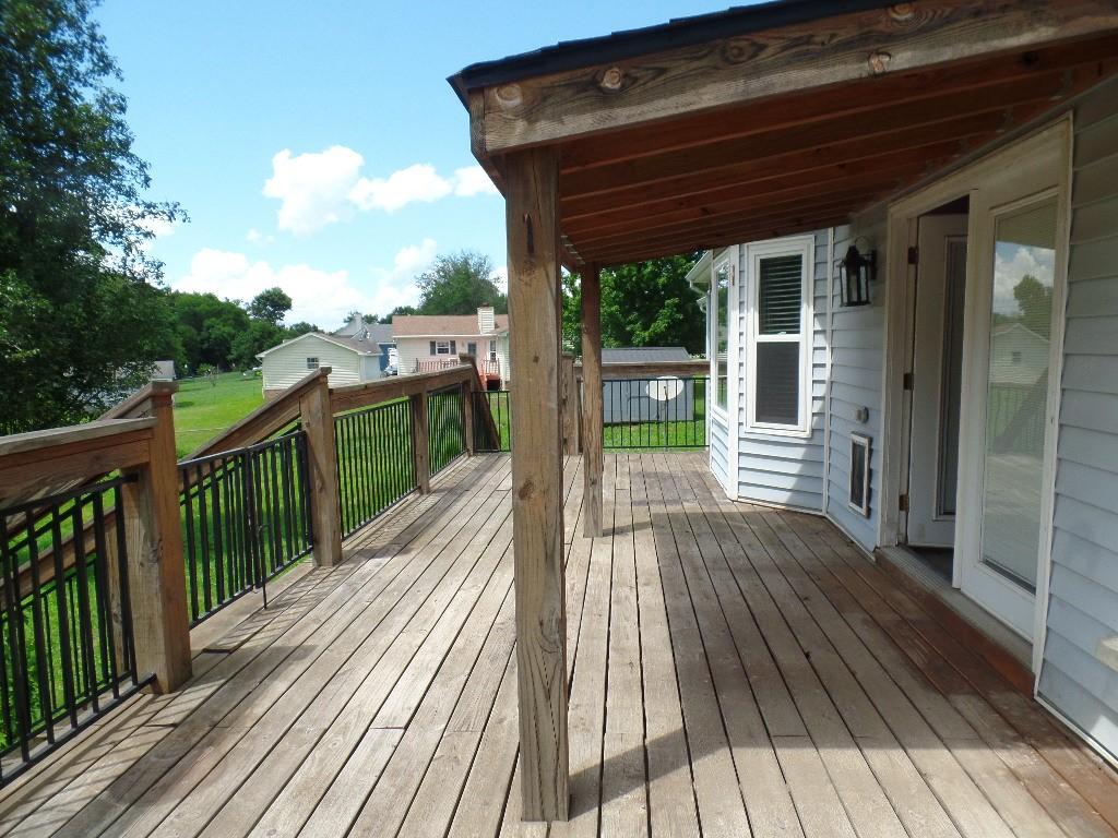107 Oakland Dr, Gallatin, TN 37066 - photo 3