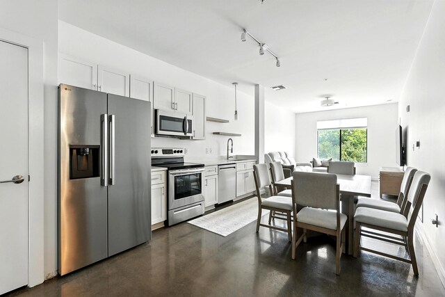 1900 12th Ave S Unit 212, Nashville, TN 37203 - photo 1