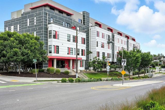 1900 12th Ave S Unit 212, Nashville, TN 37203 - photo 16