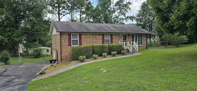 502 Ashe Ave, New Johnsonville, TN 37134 - photo 2