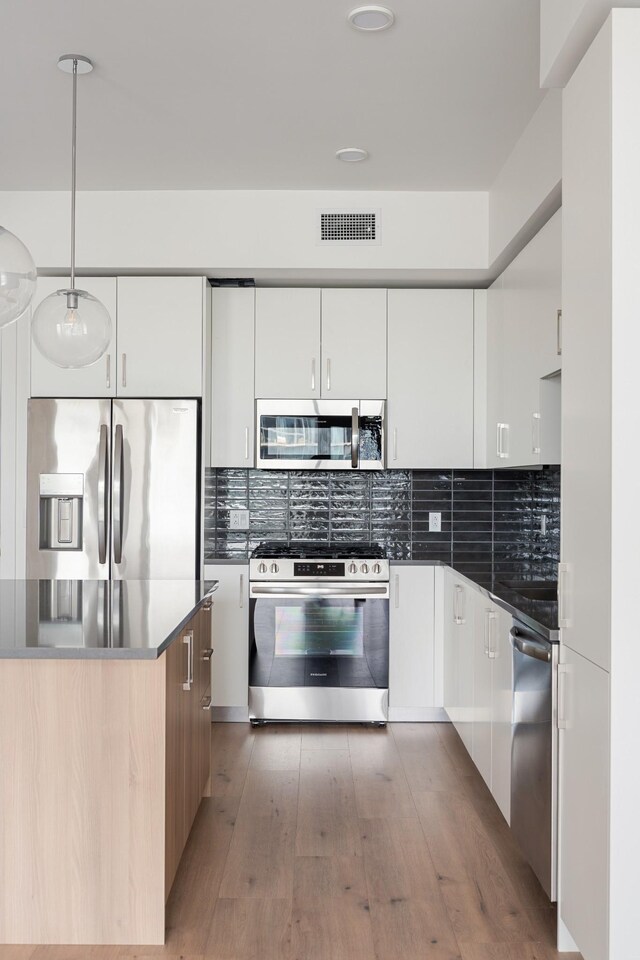 1212 Demonbreun St N Unit A12, Nashville, TN 37203 - photo 4