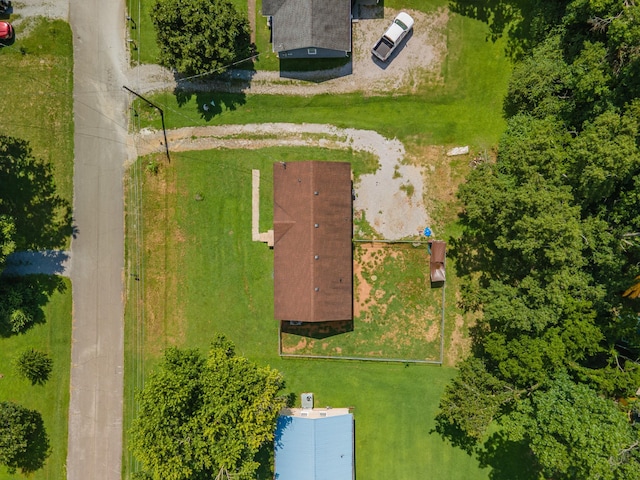 2220 Cherry Dr, Pulaski, TN 38478 - photo 8