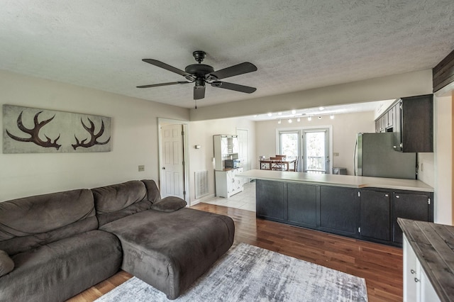 748 E College St, Greenbrier, TN 37073 - photo 7