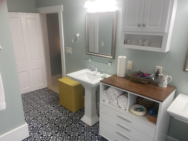 201 Cumberland St, Bell Buckle, TN 37020 - photo 33