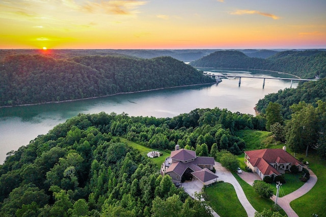 615 Watercolor Dr, Sparta, TN 38583 - photo 5