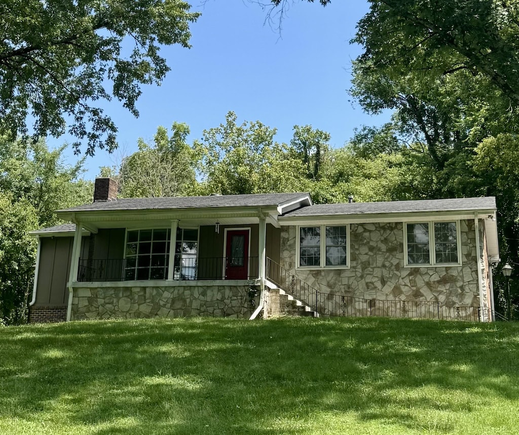 183 Maple St, Gordonsville, TN 38563 - photo 1