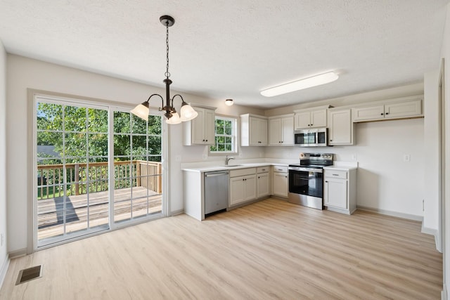 607 Berry Cir, Springfield, TN 37172 - photo 18
