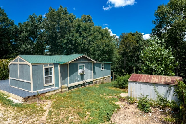 326 Pond Hollow Rd, Lobelville, TN 37097 - photo 6