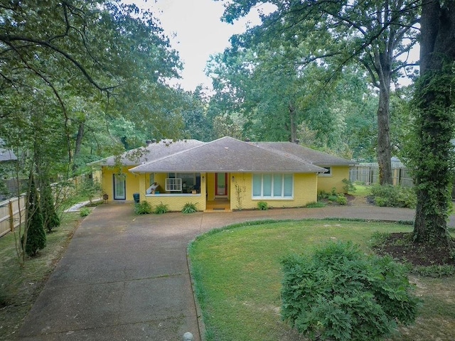 101 W Hills Ter, Dickson, TN 37055 - photo 1
