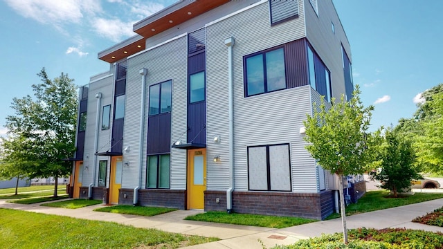 374 Herron Dr Unit 7, Nashville, TN 37210 - photo 2