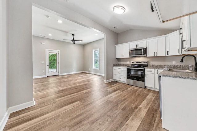 676 Woodlawn Ave, Lewisburg, TN 37091 - photo 1
