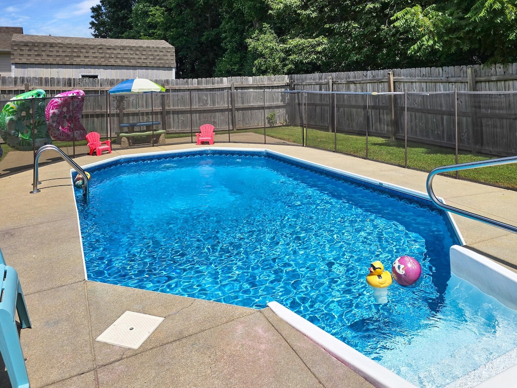 3279 Twelve Oaks Blvd, Clarksville, TN 37042 - photo 4