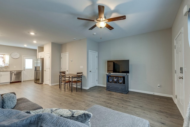 335 Kristen Ct, Columbia, TN 38401 - photo 8