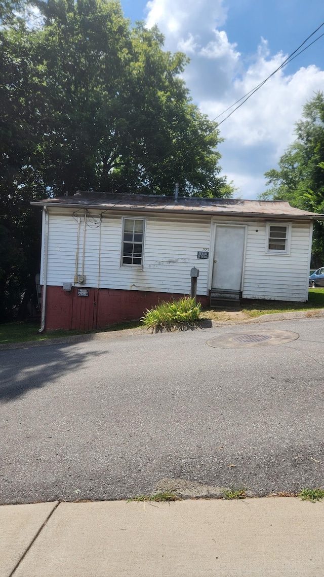 223 4th Ave E, Springfield, TN 37172 - photo 2