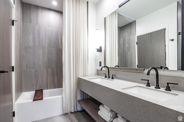 2417 W High Mountain Rd Unit 2109, Park City, UT 84098 - bathroom featuring sink and shower / tub combo