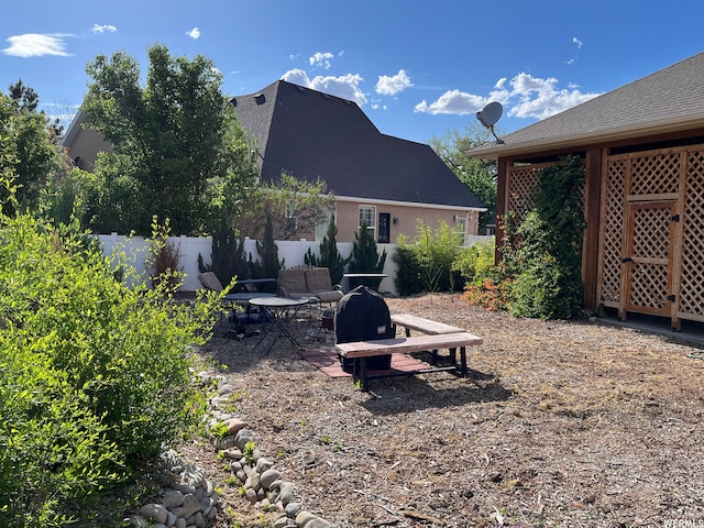 487 Kiva Dr, Moab, UT 84532 - view of yard featuring a patio area
