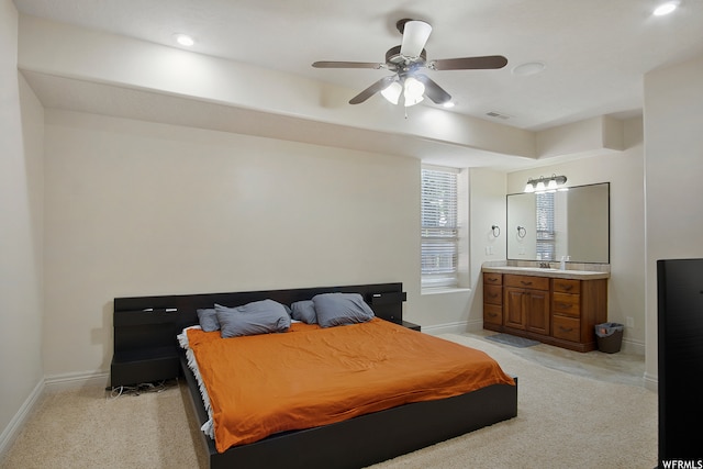 bedroom with ceiling fan