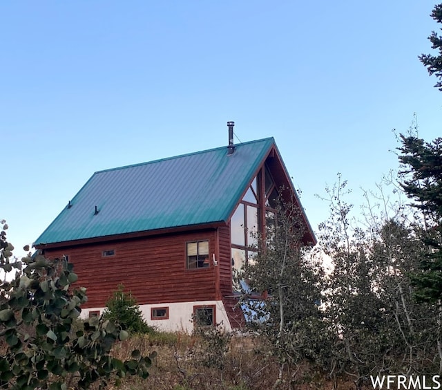 view of side of property