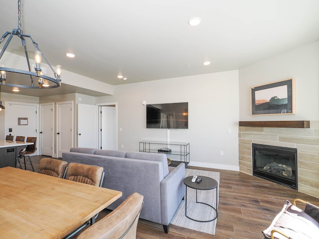 909 W Peace Tree Trl Unit 601, Heber City, UT 84032 - living room with recessed lighting, dark wood-style flooring, a fireplace, and baseboards