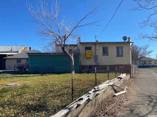 333 W Railroad Ave, Price, UT 84501 - view of front of home featuring a front lawn