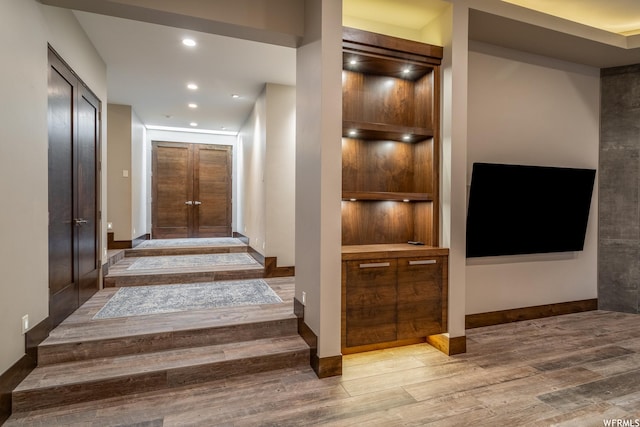 854 W Tawgoo Ct, Ivins, UT 84738 - hall featuring baseboards, wood finished floors, and recessed lighting