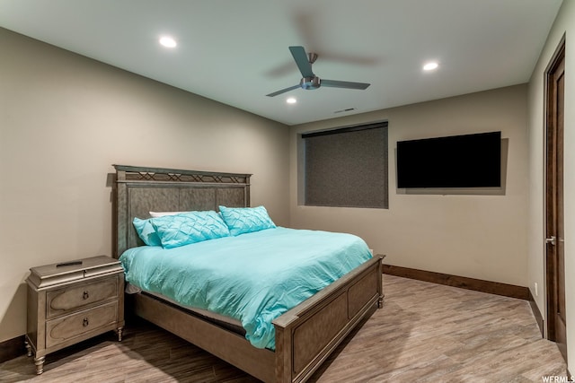 854 W Tawgoo Ct, Ivins, UT 84738 - bedroom featuring light wood-style flooring, baseboards, and recessed lighting
