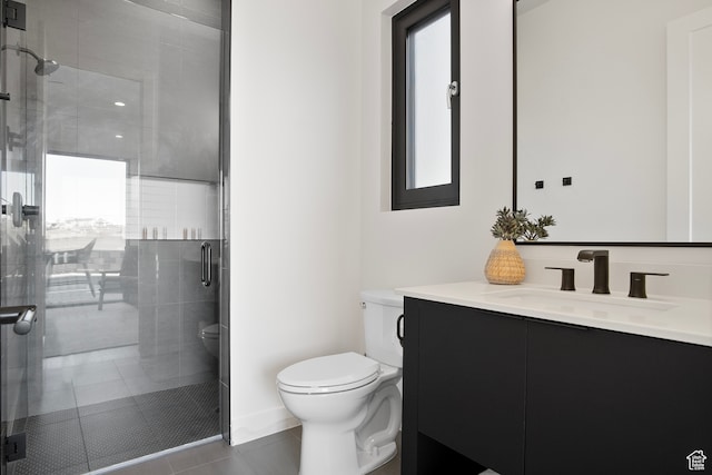 1560 W Torrey Pines Rd, Hurricane, UT 84737 - bathroom featuring an enclosed shower, toilet, and oversized vanity