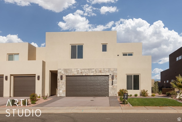 3209 S Dyami Vw Unit 11, Hurricane, UT 84737 - adobe home with a garage