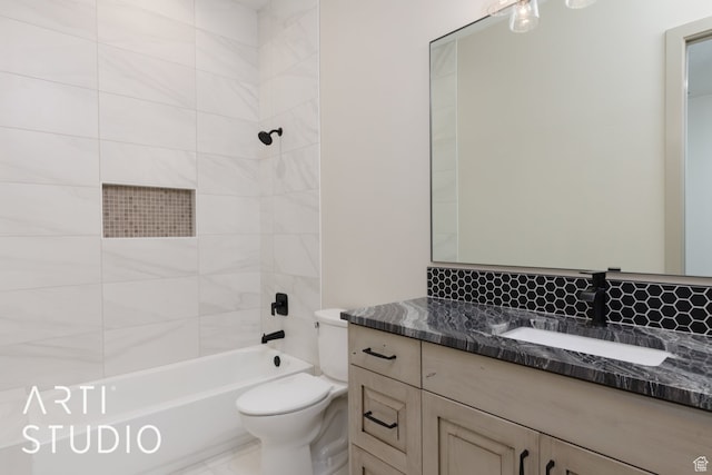 3209 S Dyami Vw Unit 11, Hurricane, UT 84737 - full bathroom featuring large vanity, toilet, and tiled shower / bath