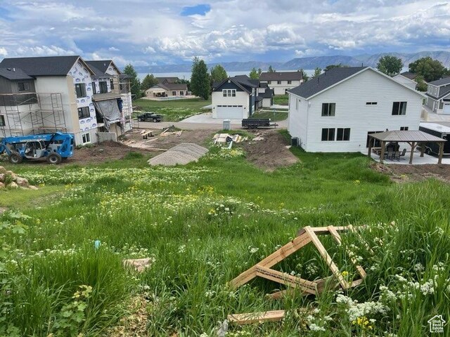 676 N Lochwood Dr, Garden City, UT 84028