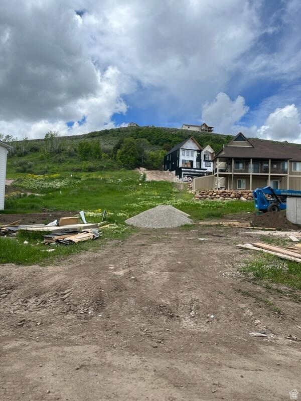 676 N Lochwood Dr, Garden City, UT 84028