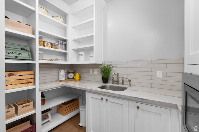 3297 W Blue Springs Ln, Bluffdale, UT 84065 - pantry featuring sink