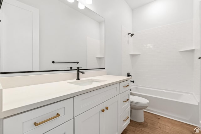 1260 Crest Dale Ln, Santaquin, UT 84655 - bathroom with shower / washtub combination, toilet, vanity, and wood finished floors