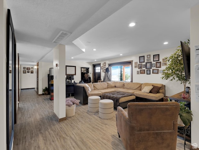 1271 E Oakridge Rd S, Park City, UT 84098 - living area featuring light wood-style floors, visible vents, and recessed lighting