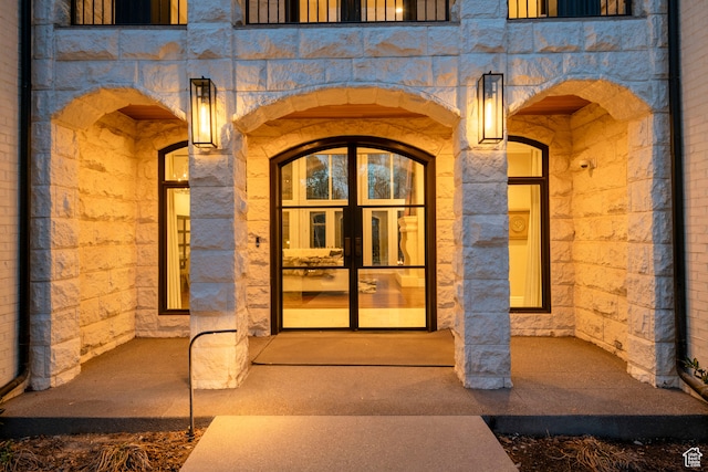 2227 E 5340 S, Holladay, UT 84117 - property entrance featuring stone siding