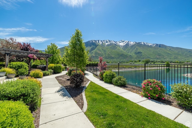 340 E Maple St, Mapleton, UT 84664 - view of mountain backdrop featuring a nearby body of water