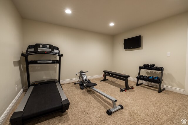 340 E Maple St, Mapleton, UT 84664 - workout area with carpet