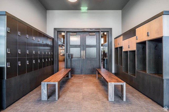 1905 E Kings Peak Cir, Heber City, UT 84032 - mudroom featuring mail area
