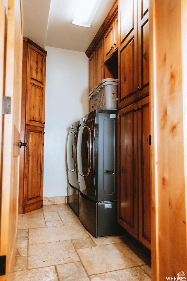 493 N 12500 W, Bluebell, UT 84007 - clothes washing area featuring cabinets, separate washer and dryer, and light tile flooring