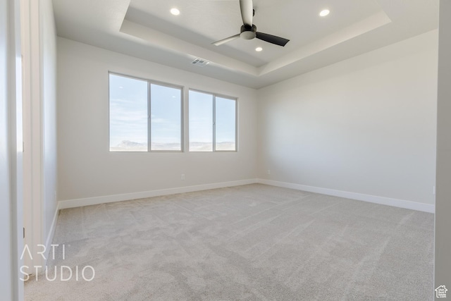 2086 W 320 S, Hurricane, UT 84737 - unfurnished room with a raised ceiling, light carpet, recessed lighting, a ceiling fan, and baseboards